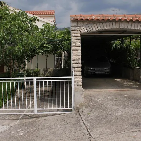 By The Sea Grebastica, Sibenik - 8333 *