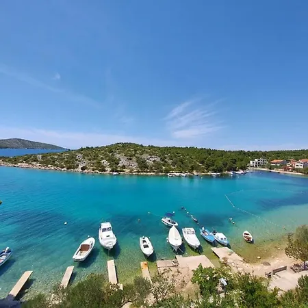 Apartman By The Sea Grebastica, Sibenik - 8333 *