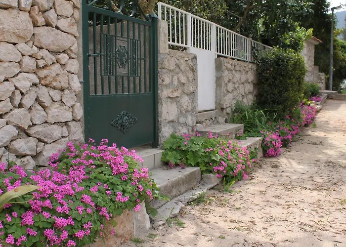 Daire By The Sea Grebastica, Sibenik - 8333 *
